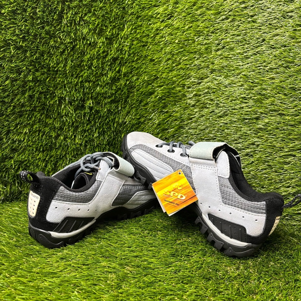 Size 5 Women’s - Shimano SH-MT40WL Cycling Shoes - 38 EU Size